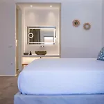 Villa Panamera Mykonos, Private Heaven, Supreme View!